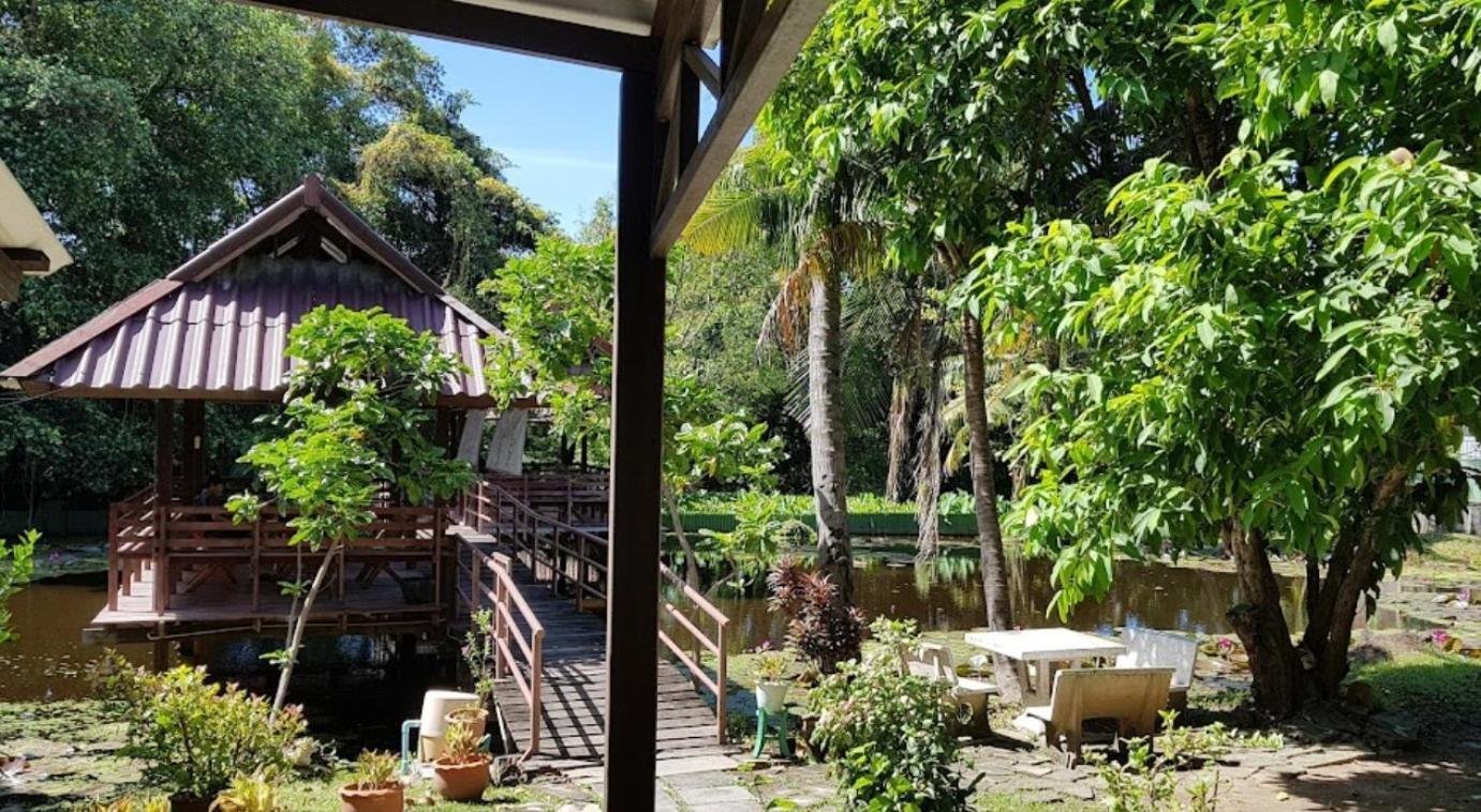 Baan Lotus Guest House Аюттхая Экстерьер фото